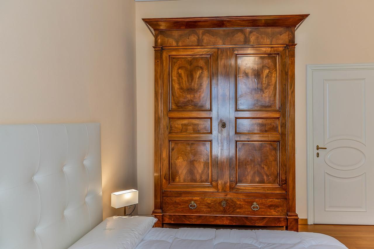 La Villa Di Elena Verbania Bagian luar foto