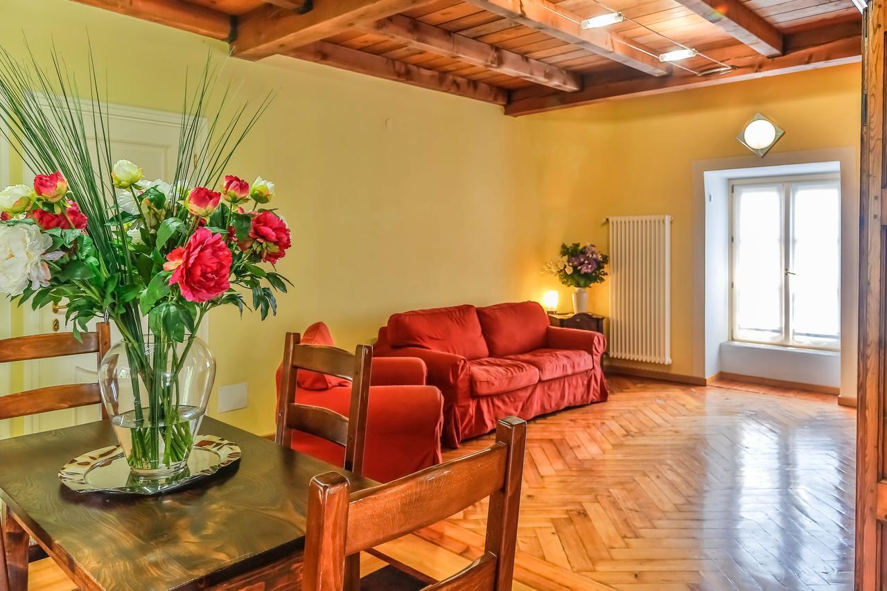 La Villa Di Elena Verbania Bagian luar foto
