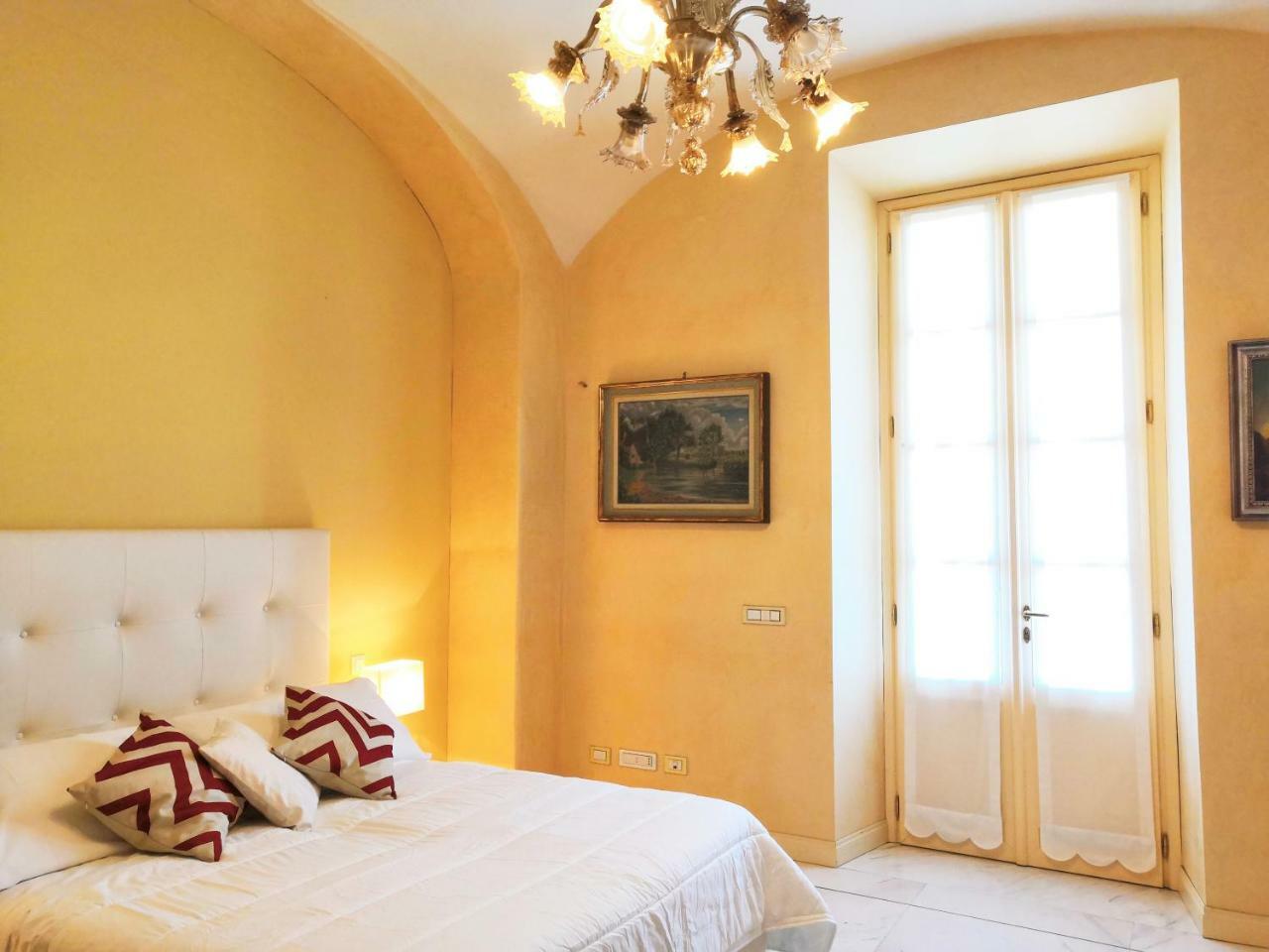 La Villa Di Elena Verbania Bagian luar foto