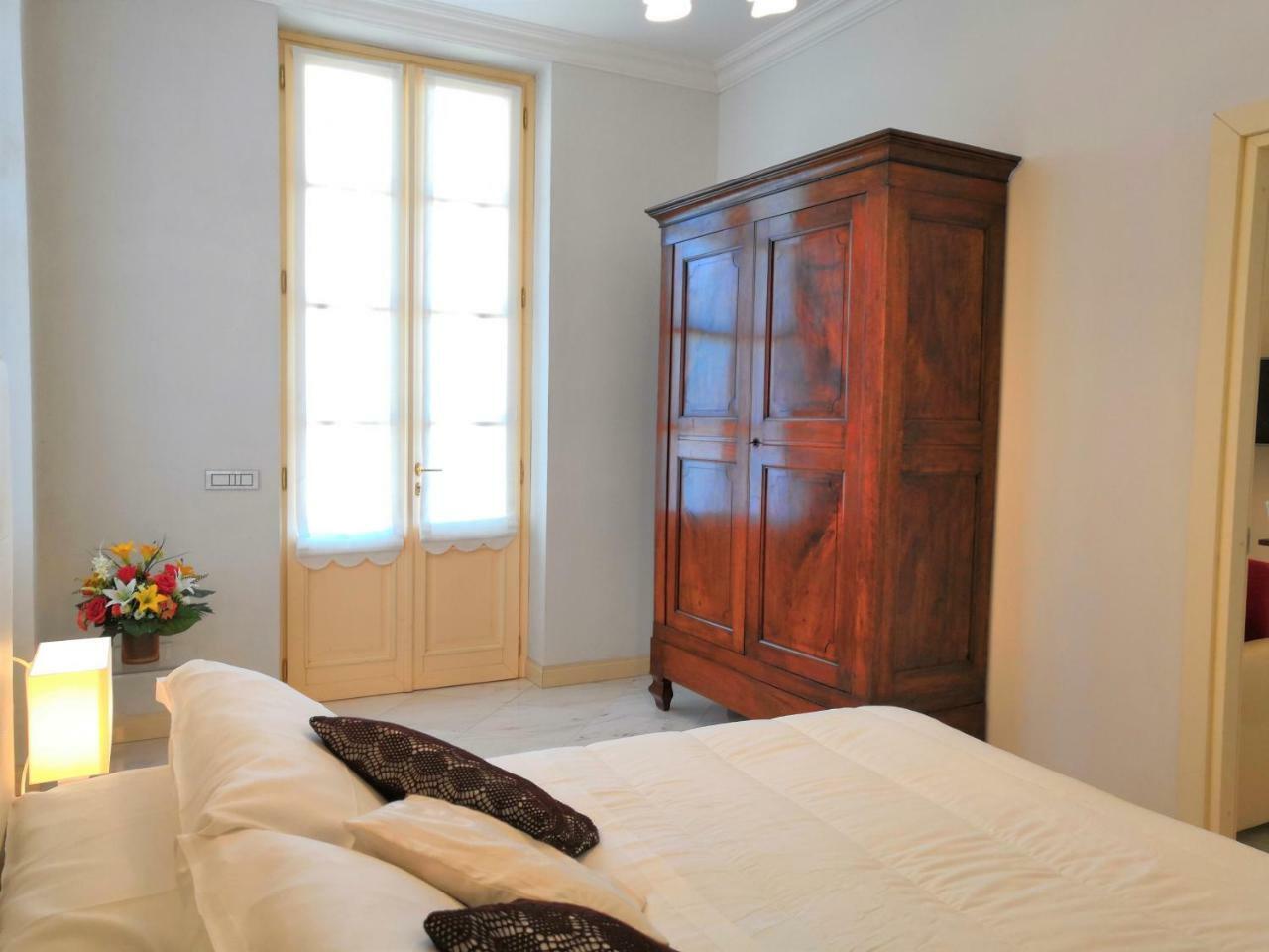La Villa Di Elena Verbania Bagian luar foto